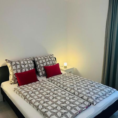 Marton Apartman Balatonszárszó Zewnętrze zdjęcie