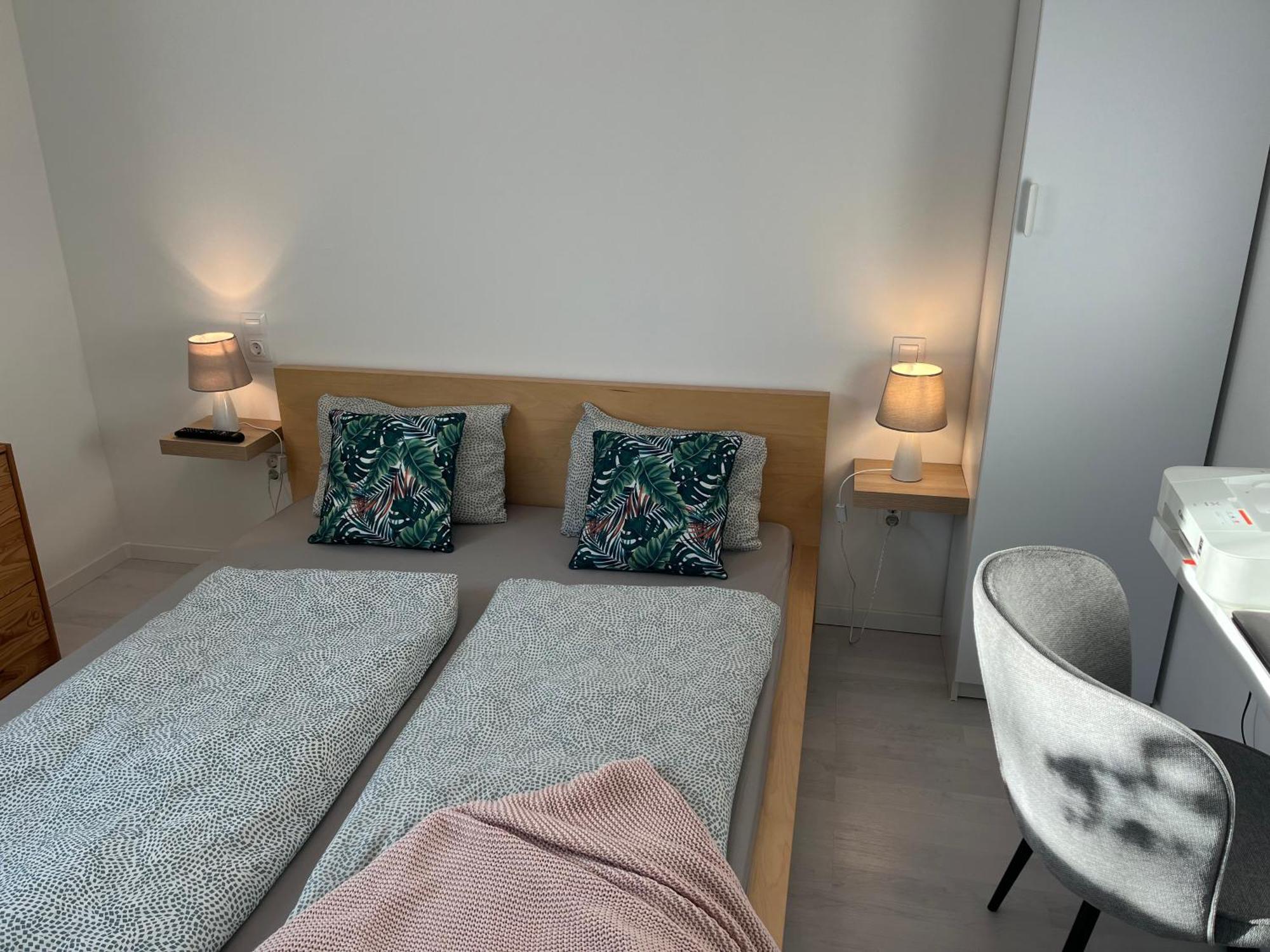 Marton Apartman Balatonszárszó Zewnętrze zdjęcie